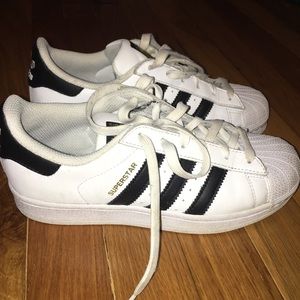 adidas superstars size 4